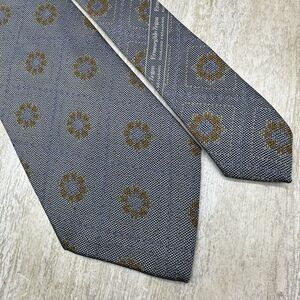 ERMENEGILDO ZEGNA Neck Tie Flower Geometric‎ Silk Blur Grey Gold Italy Luxury